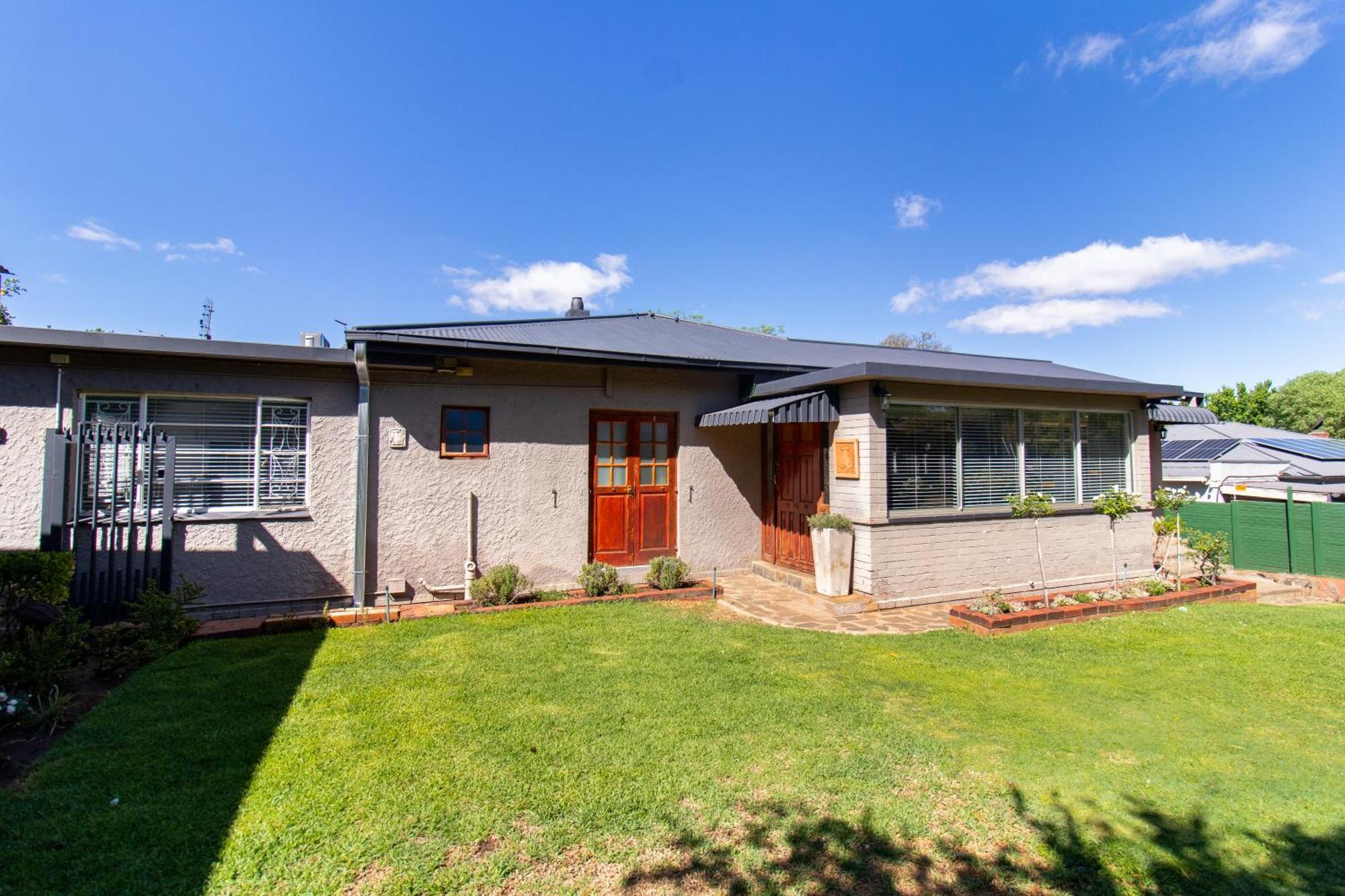 Glenmore Guesthouse Bloemfontein Exterior photo